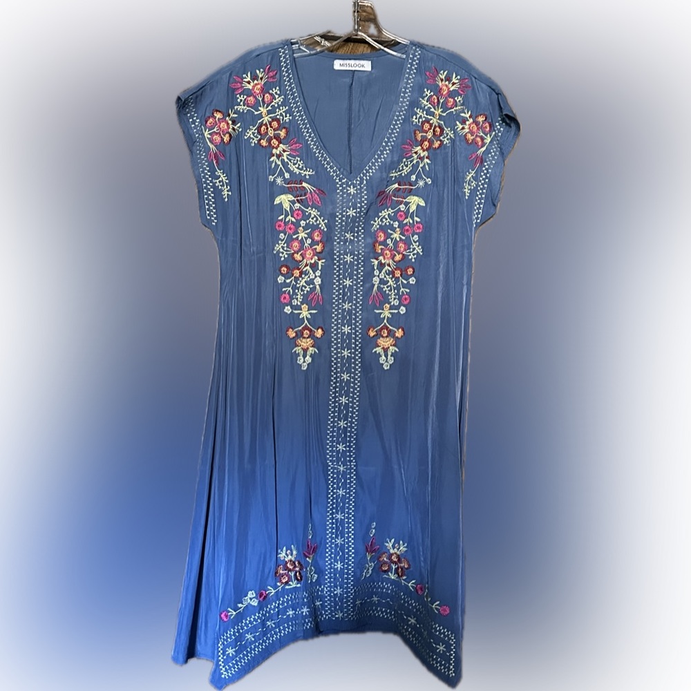 MISSLOOK Embroidered, cap sleeve dress. Light weight handkerchief hem sides. M/L